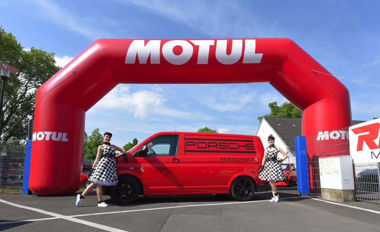 Motul als fester Bestandteil des Treffpunkts für Autobegeisterte