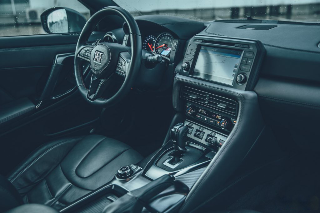 The Nissan GT-R after 10 years: projectile or museum piece?