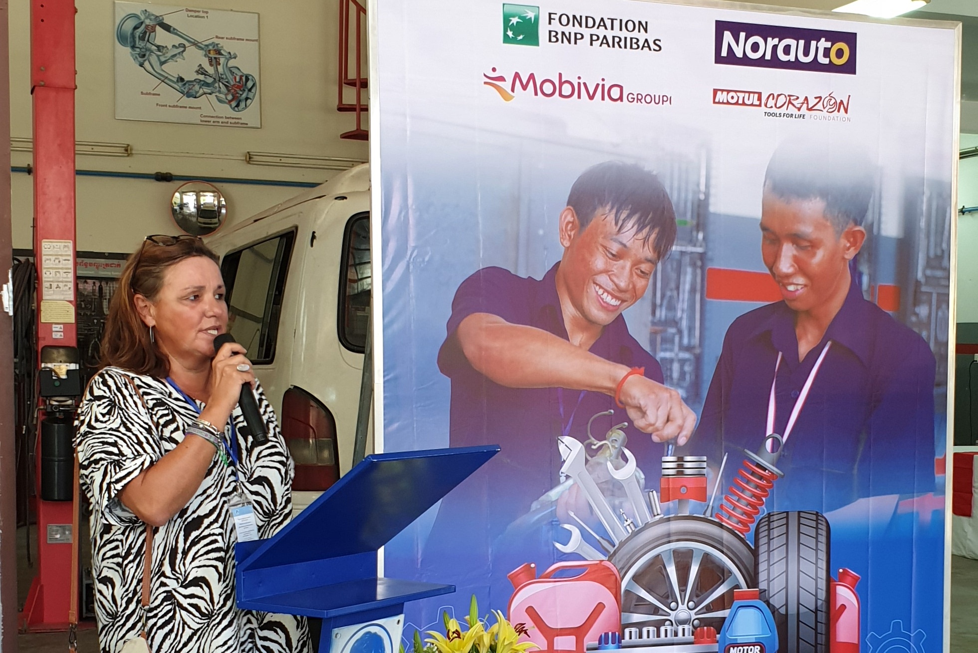 The Motul Corazón Foundation is offering 80 technical students in Cambodia a better future!