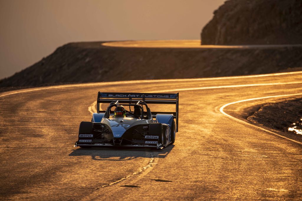 ROBIN SHUTE ENGINEERING HIS WAY UP PIKES PEAK