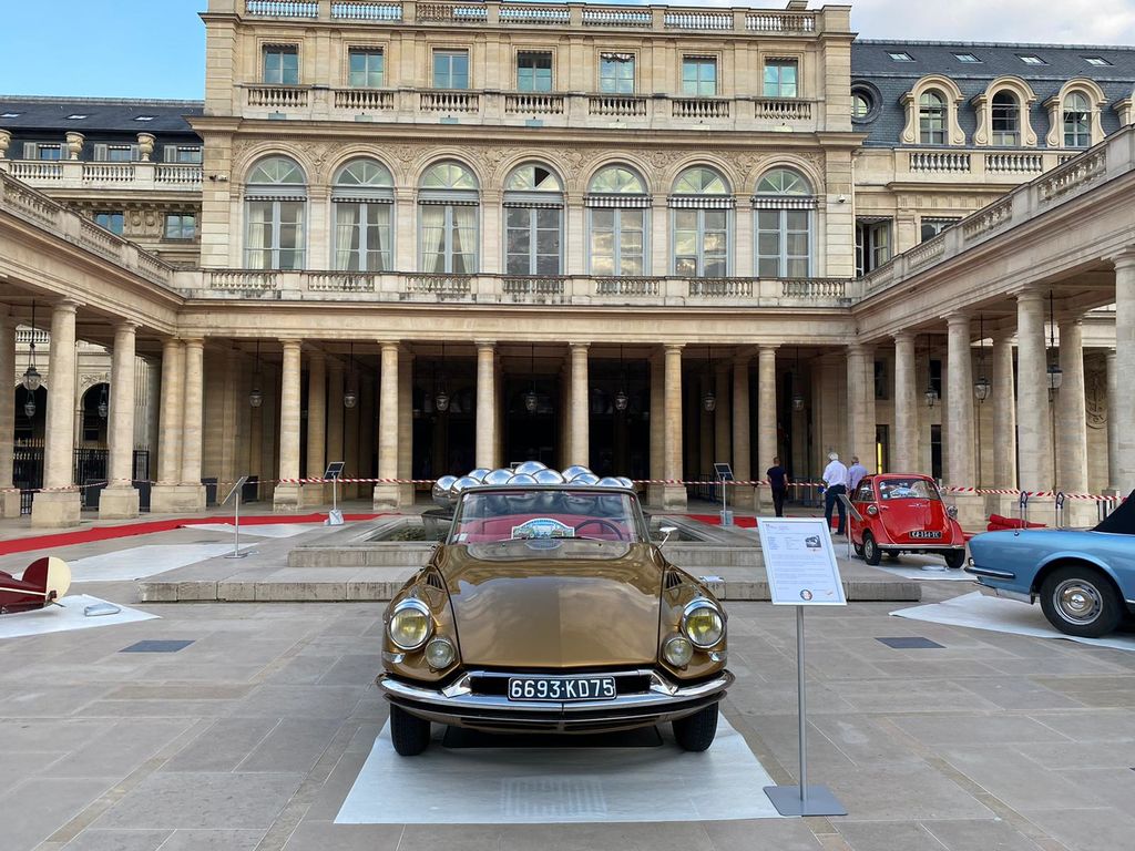 Two of these vehicles are going to be on display at an event in Paris this weekend. Can you tell us more about the event at Palais-Royal?