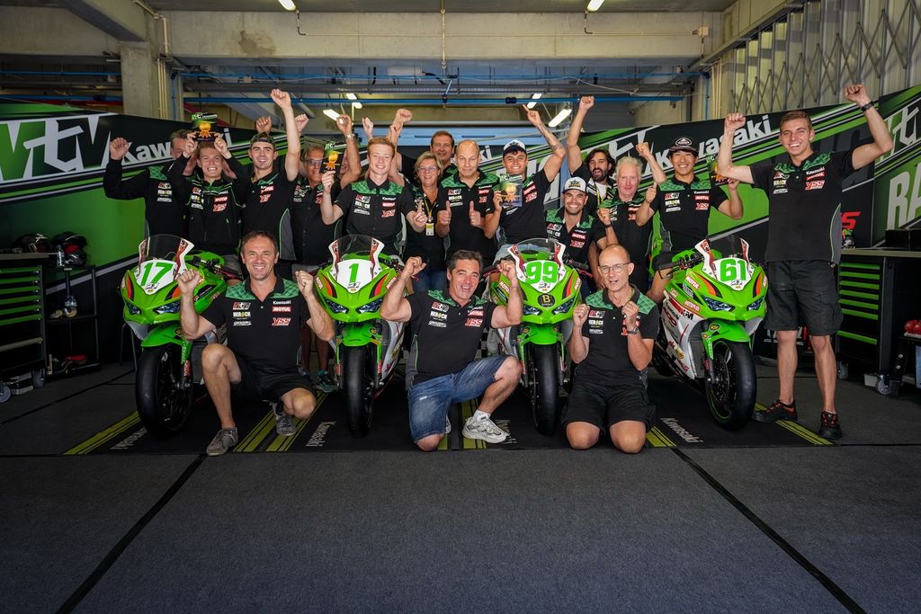 Los pilotos de MTM respaldados por Motul dominan las victorias en WorldSSP300